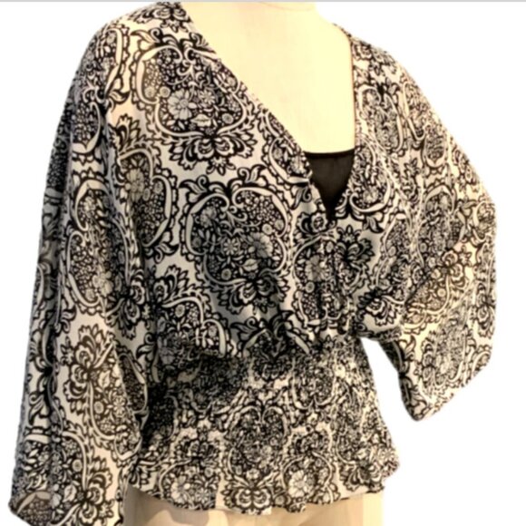 Worthington BOHO Floral Chiffon Layered Smocked Waist Blouse L Black & White 96K - Picture 2 of 7